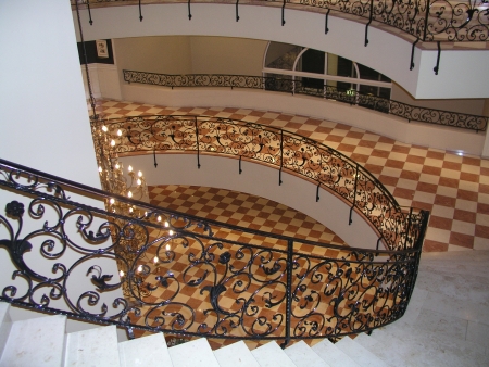 Bild: Imposanter Treppenaufgang